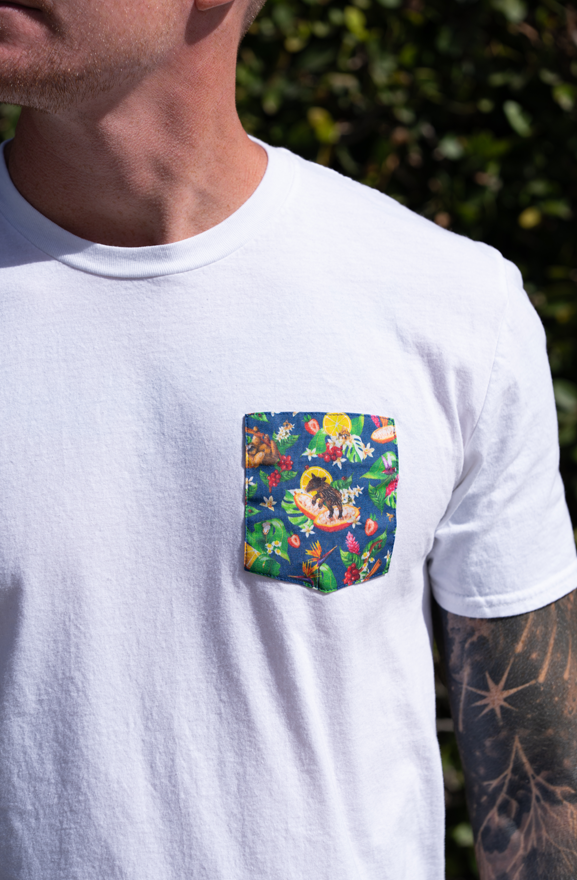 Dukúr Coffee Gildan Pocket T-Shirt